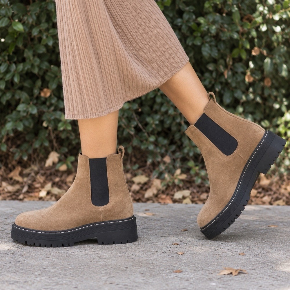 Marc Fisher Chelsea Ankle Boots Women's 8.5 M ML Padmia Brown Suede Slip On